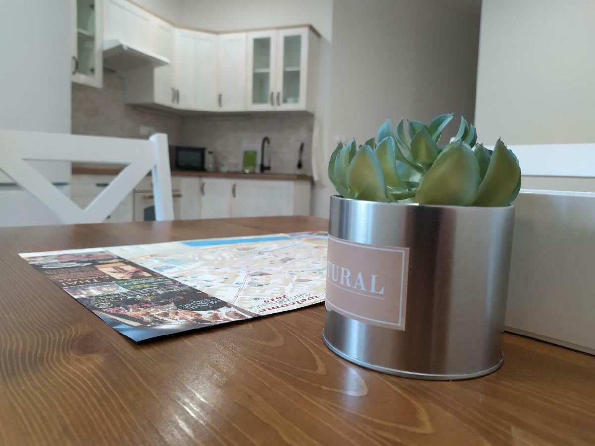 Kate & Jenny Apartments - Cosy Place In The City Center Bratislava Exterior foto